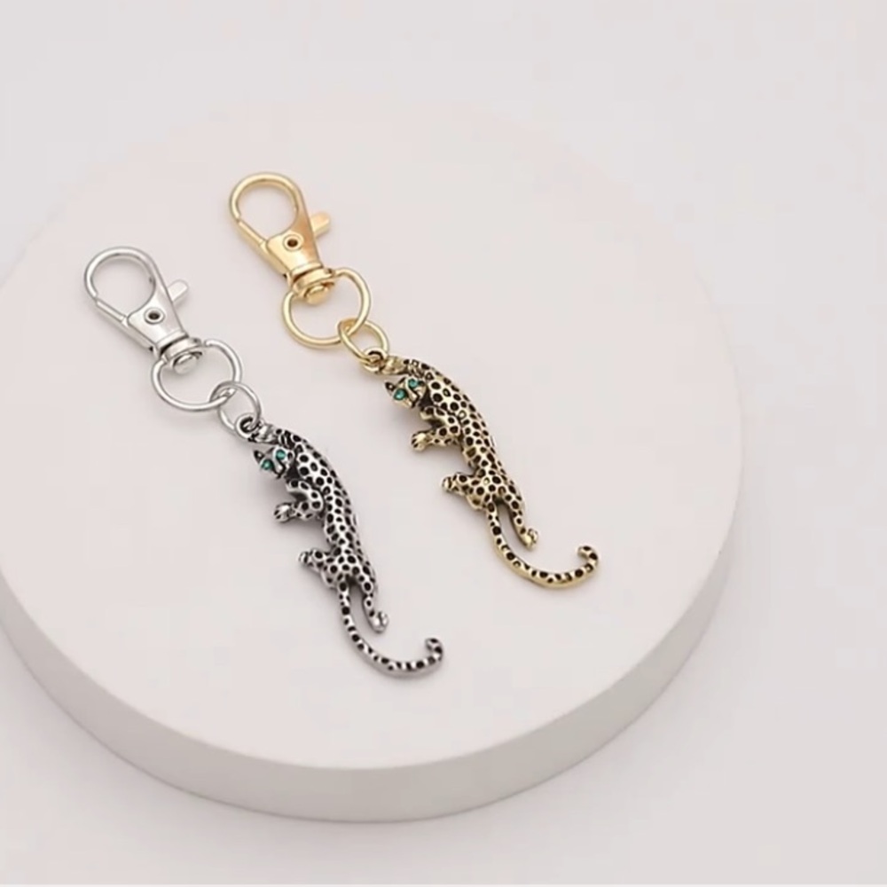 Leopard Bag Charm •Keychain